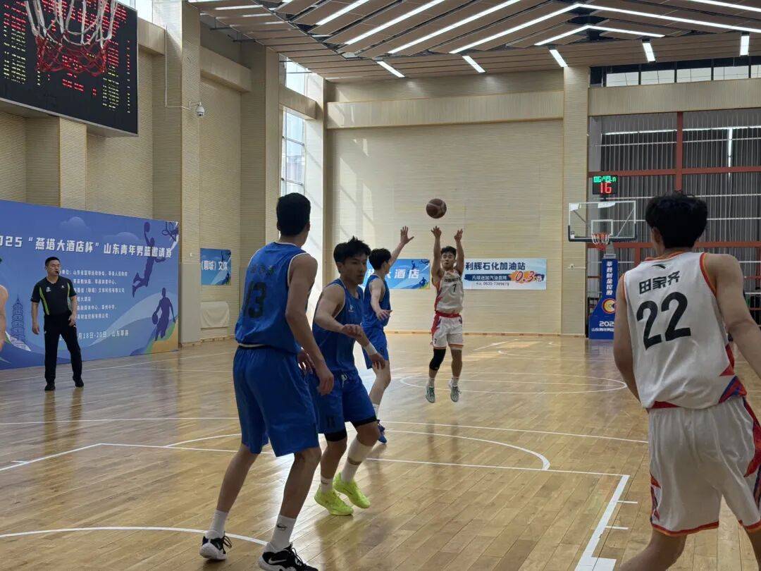 西甲赛程吃紧,山东男篮今晚临场应变,管理层满意,训练强度明显提升的简单介绍 西甲赛程吃紧,山东男篮今晚临场应变,管理层满意,训练强度明显提升的简单介绍