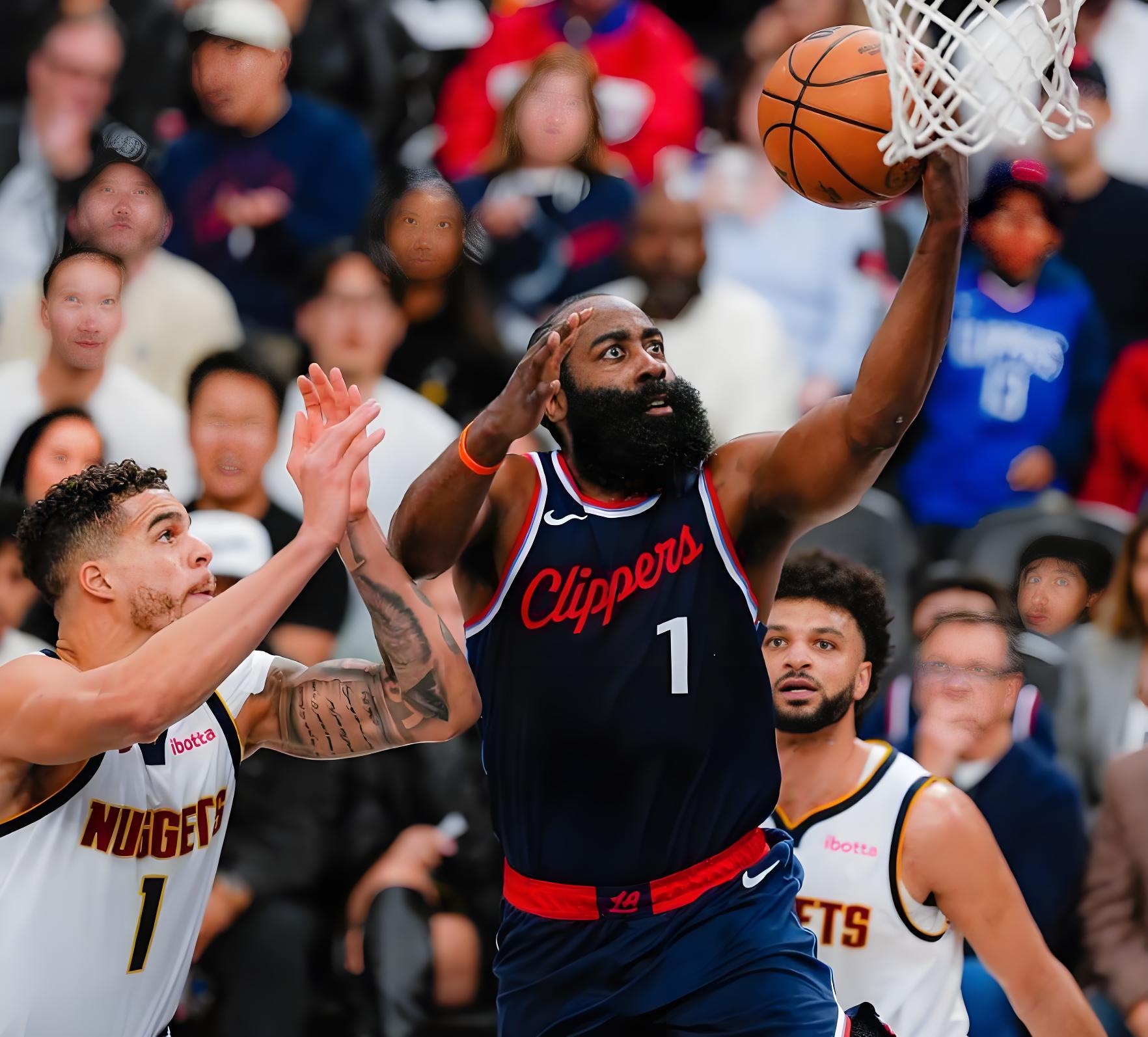 关于清晨突围战来临，丹佛掘金围绕NBA季后赛造点机会，悬念犹存，高层口径保持一致的信息